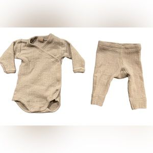 Lila merino wool newborn set